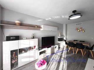 Piso en venta en Los Olivos en Huesca