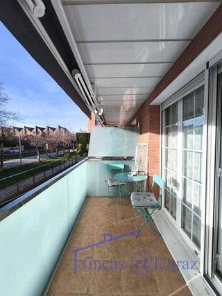 Piso en venta en Los Olivos en Huesca