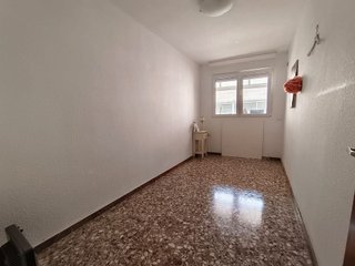 Piso en venta en Centro en Alicante