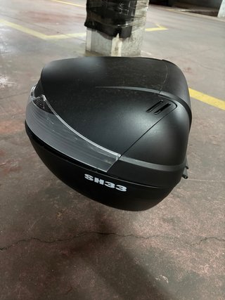 Baúl Moto Shad 33 Negro Como nuevo  1 mes de uso