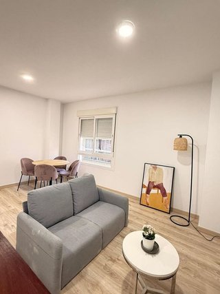 Piso en venta en Parque Victoria Eugenia en Málaga