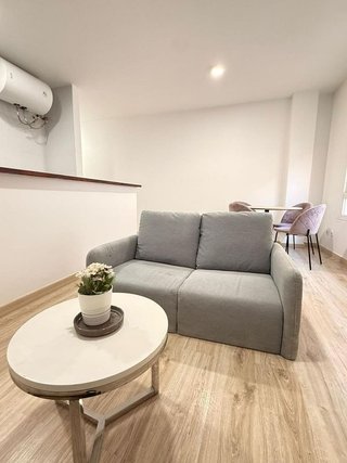 Piso en venta en Parque Victoria Eugenia en Málaga