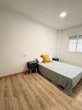 Piso en venta en Parque Victoria Eugenia en Málaga