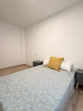 Piso en venta en Parque Victoria Eugenia en Málaga