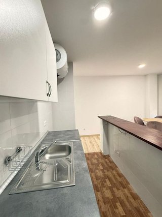 Piso en venta en Parque Victoria Eugenia en Málaga