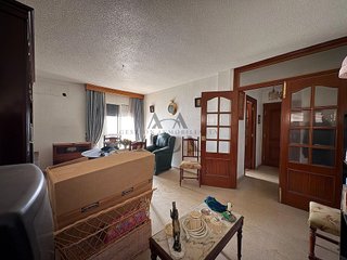 Piso en venta en Lucena
