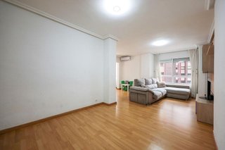 Piso en venta en Carolinas Altas en Alicante