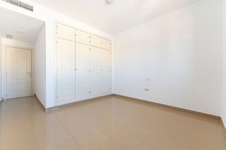 Piso en venta en Pedro Salvador - Las Palmeritas en Sevilla