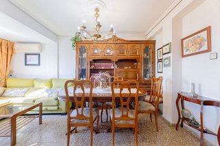 Piso en venta en Marxalenes en Valencia