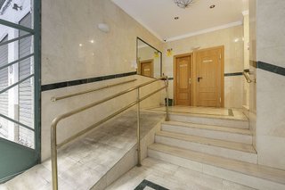 Piso en venta en Camino de Ronda - Rosaleda en Granada