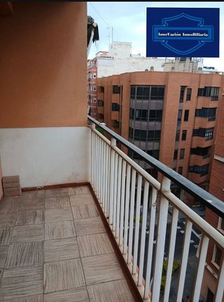 Piso en venta en Ensanche - Diputación en Alicante