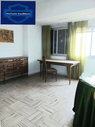 Piso en venta en Ensanche - Diputación en Alicante