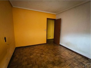 Piso en venta en La Pola Siero en Siero