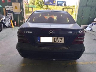 Culata a6110105220 mercedes-benz clase 2.1 229728
