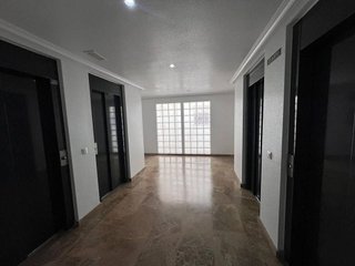 Piso en venta en Centro en Torrevieja