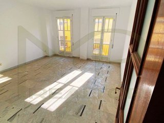 Piso en venta en Lucena
