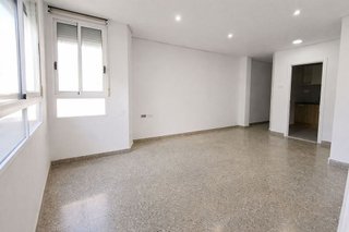 Piso en venta en Tavernes de la Valldigna