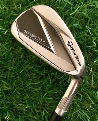 Set completo di mazze da golf TAYLORMADE STEALTH in eccellenti condizioni