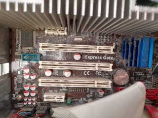 Torre PC LG Negra