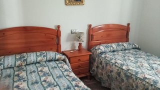 Chalet en venta en Baza