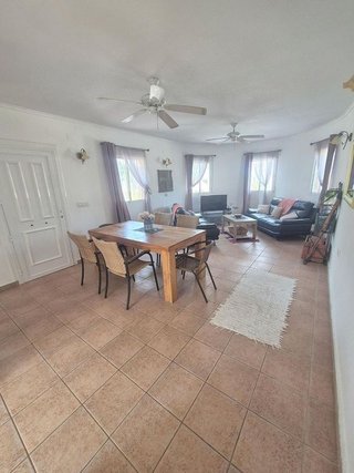 Chalet en venta en San Miguel de Salinas