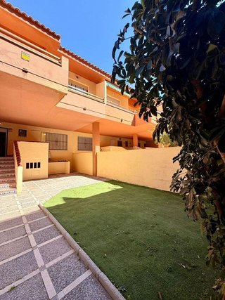 Chalet en venta en Salobreña