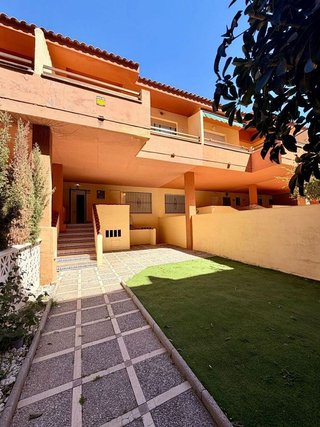 Chalet en venta en Salobreña