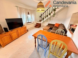 Casa en venta en Zuera