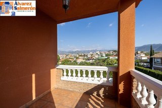 Chalet en venta en Otura