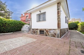 Casa pareada en venta en Villanueva de la Torre