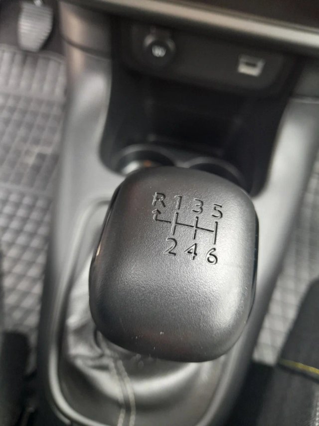CITROEN C3 1.5HDI 100CV 6 VELOCIDADES AÑO 2.022