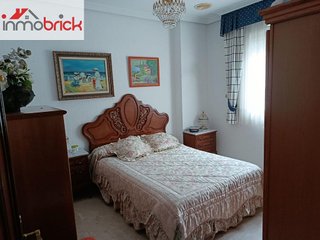 Chalet en venta en Lucena
