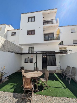 Casa adosada en venta en Centro Urbano en Estepona