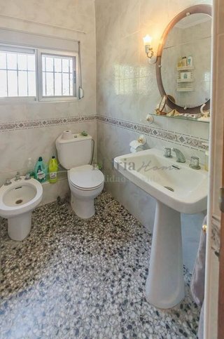 Chalet en venta en Urbanizaciones en Llíria