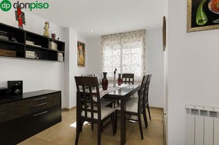 Casa adosada en venta en Zubia (La)
