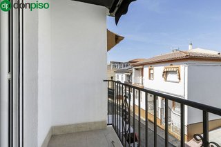 Casa adosada en venta en Zubia (La)