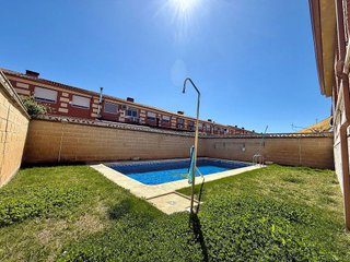 Casa pareada en venta en Alovera