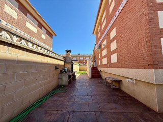 Casa pareada en venta en Alovera