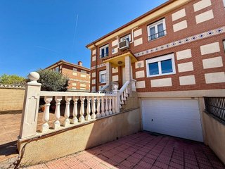 Casa pareada en venta en Alovera