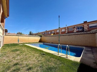 Casa pareada en venta en Alovera