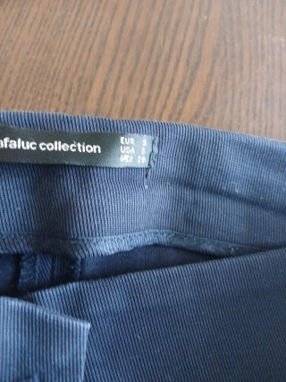 Pantalón Zara mujer azul con cremallera