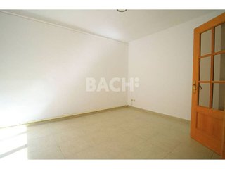 Piso en venta en El Sucre-Universitat en Vic