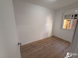 Piso en venta en Fondo en Santa Coloma de Gramanet