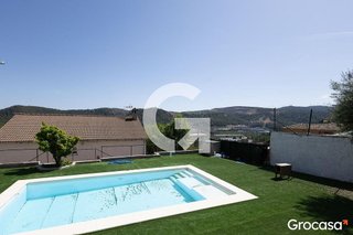 Chalet en venta en Vallirana