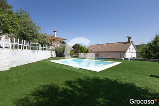 Chalet en venta en Vallirana
