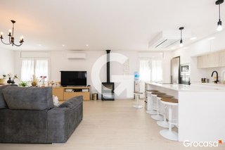 Chalet en venta en Vallirana