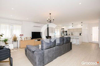Chalet en venta en Vallirana
