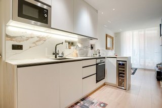 Piso en venta en Sants en Barcelona