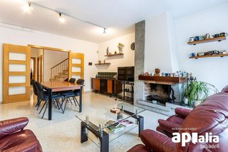 Chalet en venta en Creu Alta en Sabadell