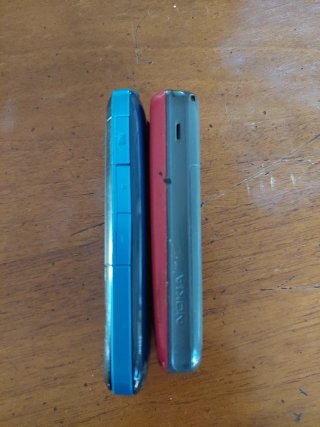 Coppia Telefoni Nokia Rosa e Blu